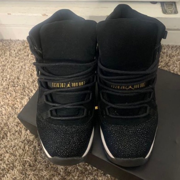 Jordan 11 - Picture 3 of 7